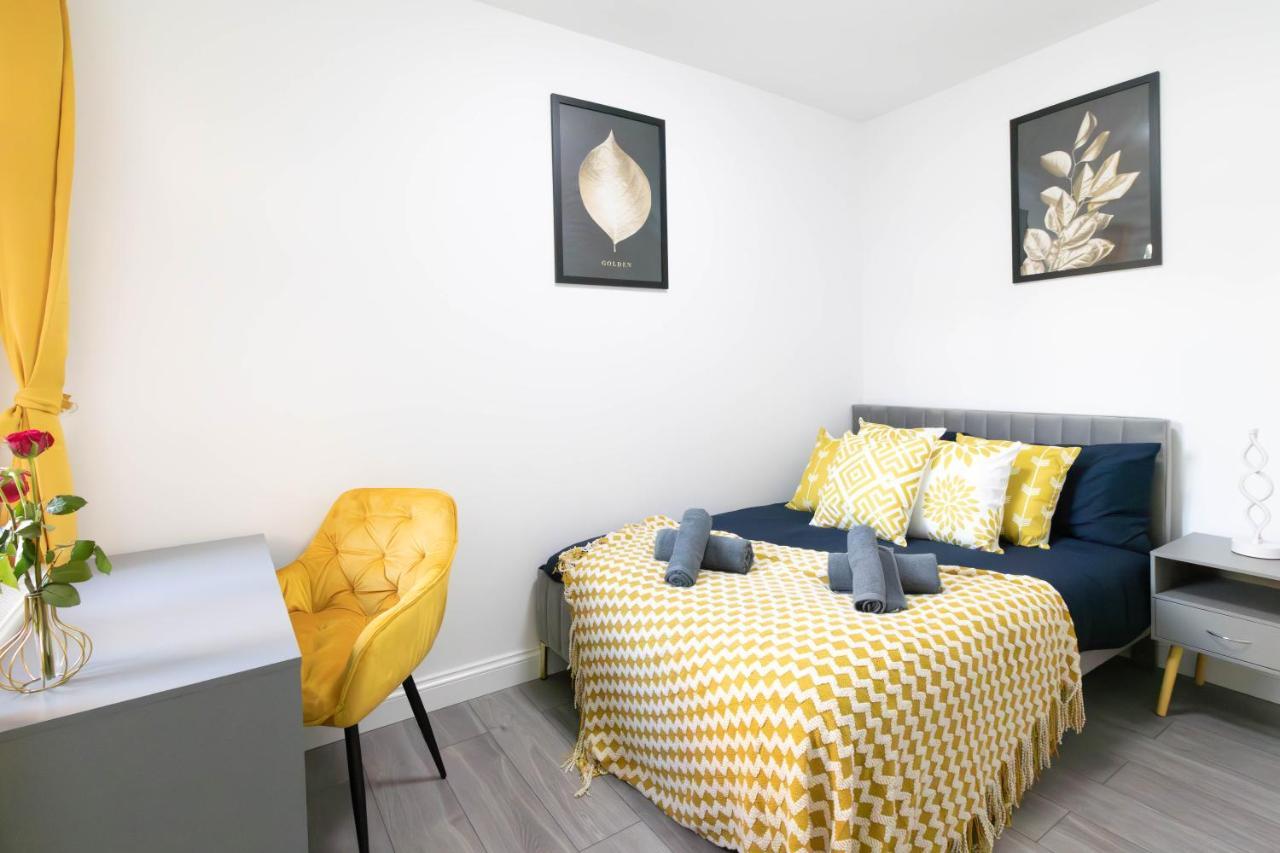Open Mind Property - 6 Luxury Bedrooms With Free Parking 朴次茅斯 外观 照片
