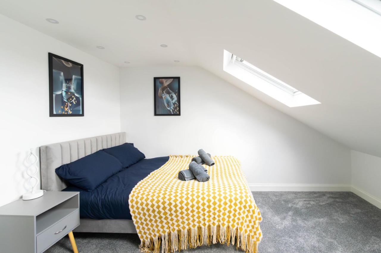Open Mind Property - 6 Luxury Bedrooms With Free Parking 朴次茅斯 外观 照片